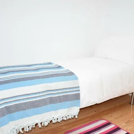 Cool Tailor Made 2 Bedroom Appartement Lisboa