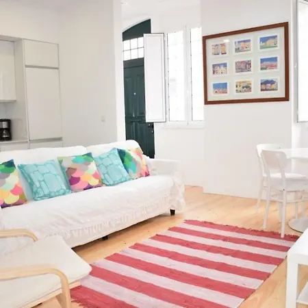 Cool Tailor Made 2 Bedroom Appartement Lisboa